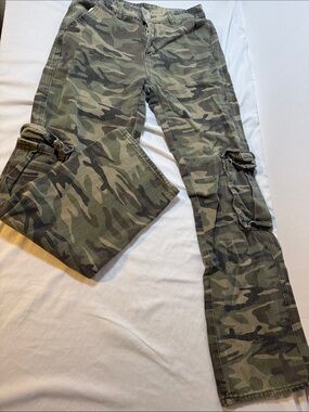 Camo Cargo Pants - Olive Green